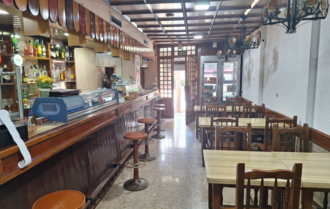 Traspaso - Bar Restaurante -
Barcelona - Les corts