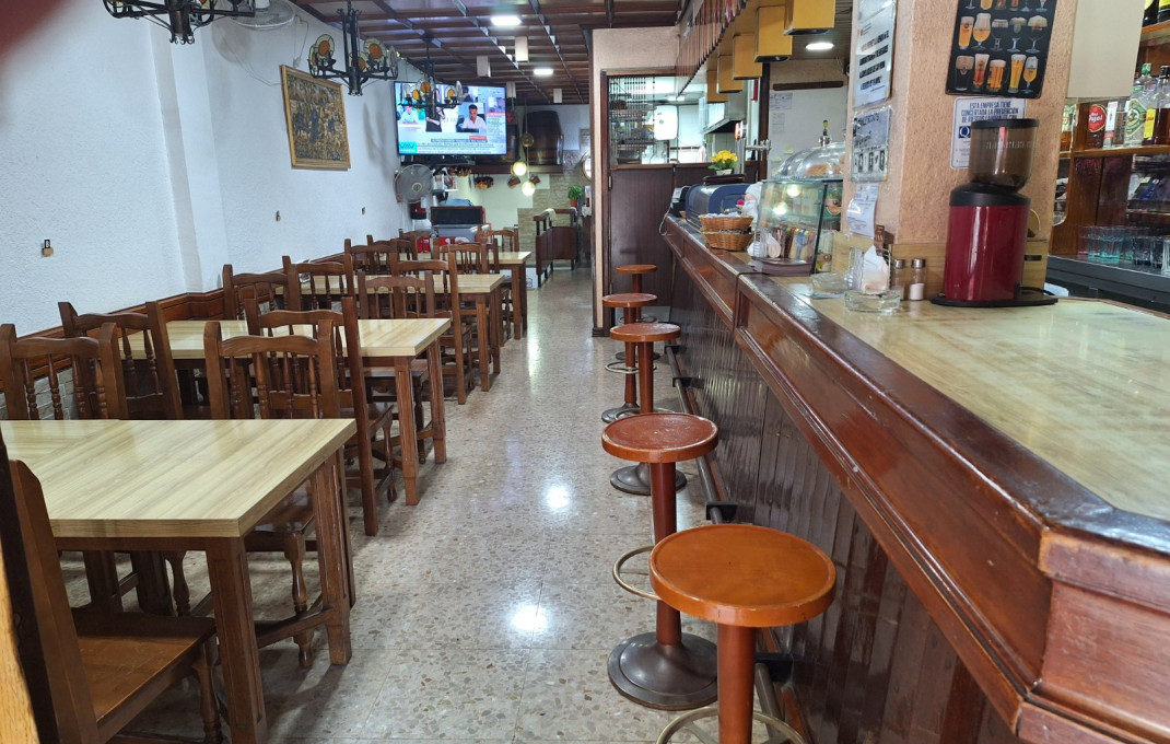 Traspaso - Bar Restaurante -
Barcelona - Les corts