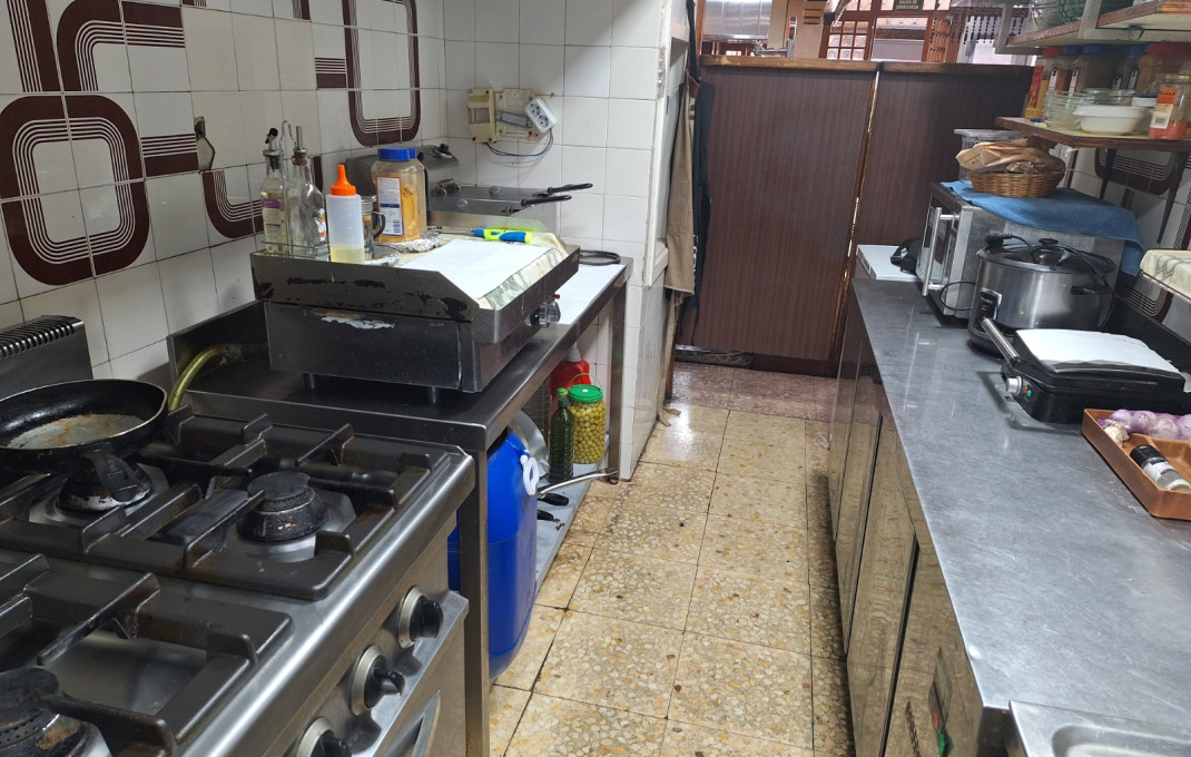 Traspaso - Bar Restaurante -
Barcelona - Les corts