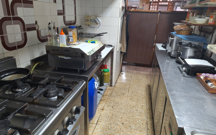 Traspaso - Bar Restaurante -
Barcelona - Les corts