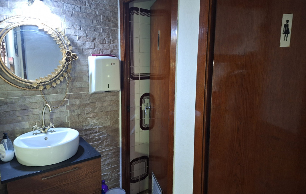 Traspaso - Bar Restaurante -
Barcelona - Les corts