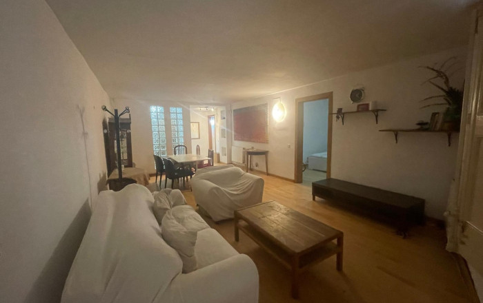Sale - Piso -
Barcelona - Ciutat Vella