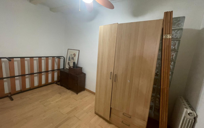 Sale - Piso -
Barcelona - Ciutat Vella