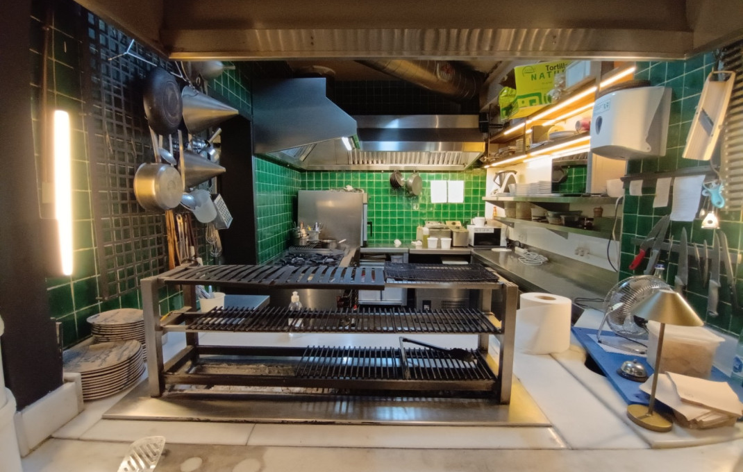 Traspaso - Bar Restaurante -
Barcelona - Sant Antoni