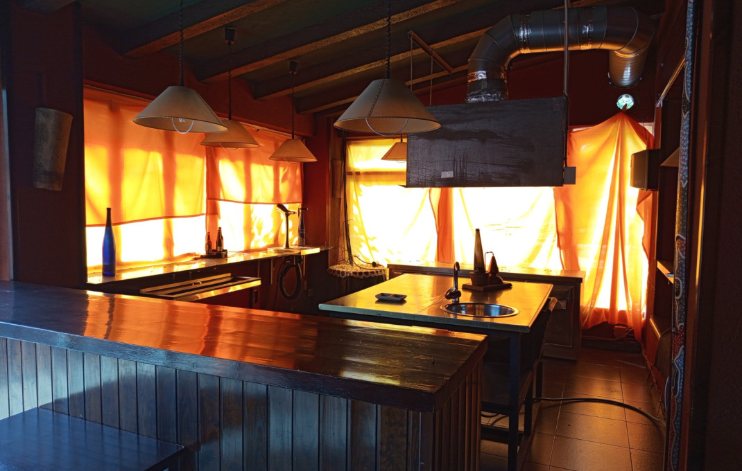 Alquiler - Bar Restaurante -
Roda de Barà