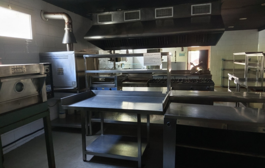 Alquiler - Bar Restaurante -
Roda de Barà