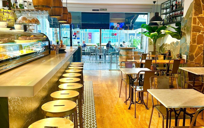 Traspaso - Licencia C2 -
Barcelona - Les corts