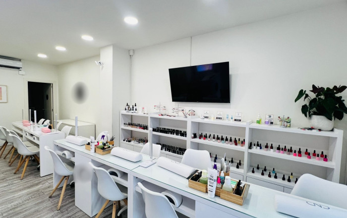 Transfert - Peluquerias y Estetica -
Barcelona - Sagrada familia