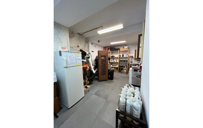 Rental - Local comercial -
Barcelona - Eixample
