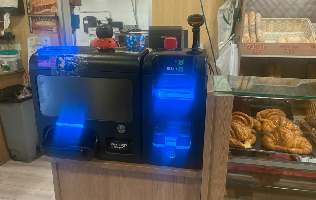 Traspaso - Cafeteria -
Sant Climent de Llobregat