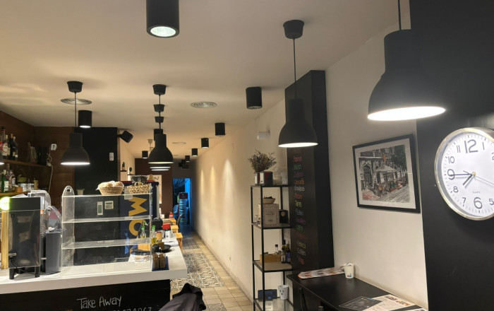 Transfert - Bar- C1 -
Barcelona - Poblenou