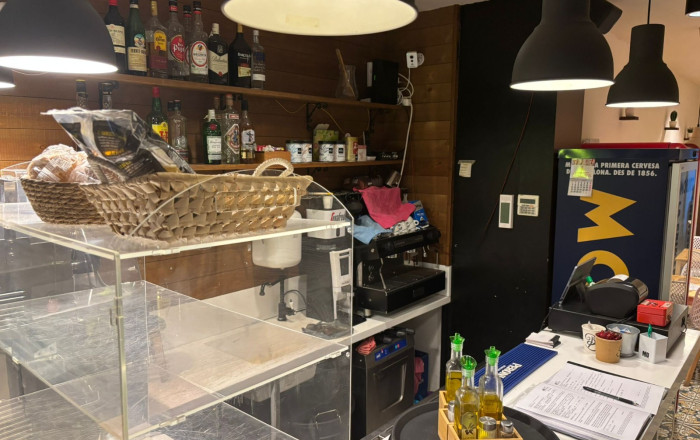 Transfert - Bar- C1 -
Barcelona - Poblenou