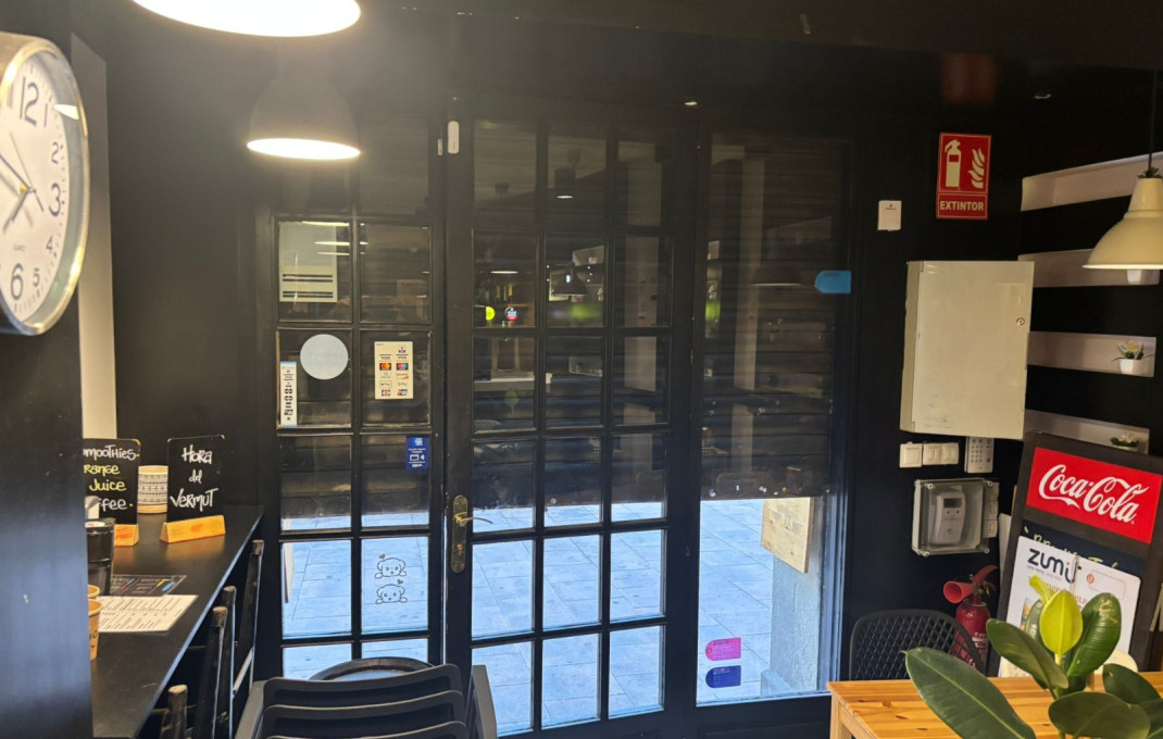 Transfert - Bar- C1 -
Barcelona - Poblenou