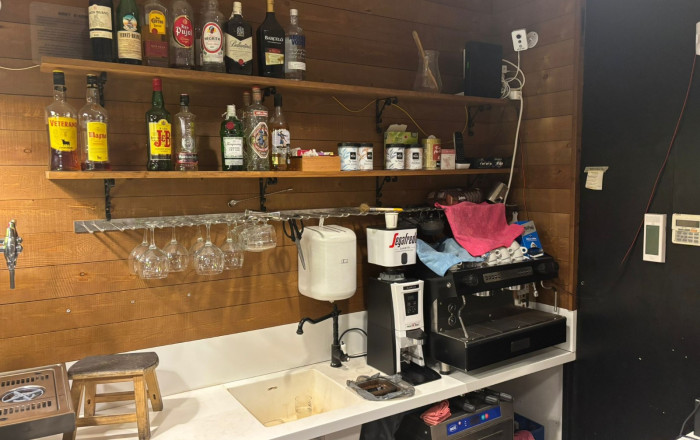 Transfert - Bar- C1 -
Barcelona - Poblenou