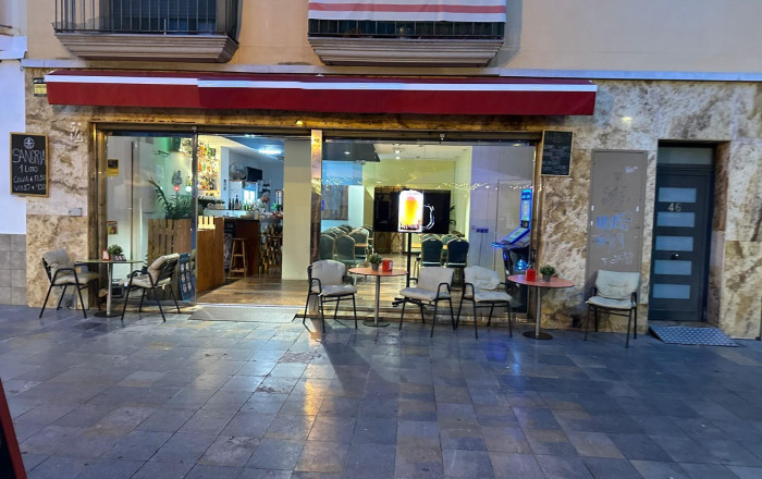 Traspaso - Bar-Cafeteria -
Lloret de Mar