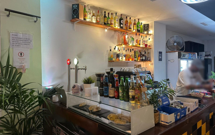 Traspaso - Bar-Cafeteria -
Lloret de Mar
