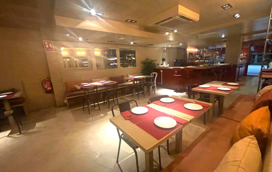 Traspaso - Licencia C2 -
Barcelona - Sarria-Sant Gervasi