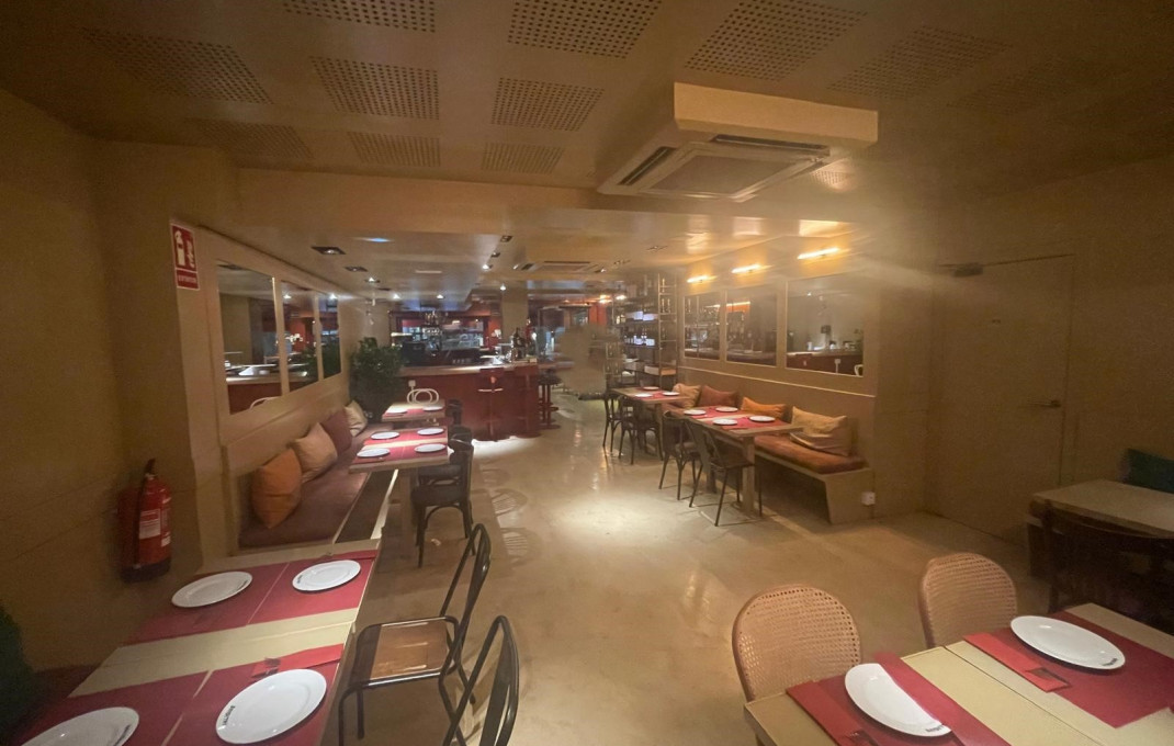 Traspaso - Licencia C2 -
Barcelona - Sarria-Sant Gervasi