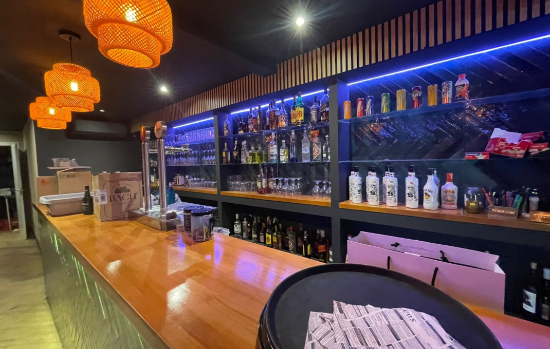 Traspaso - Bar Restaurante -
Barcelona - Eixample