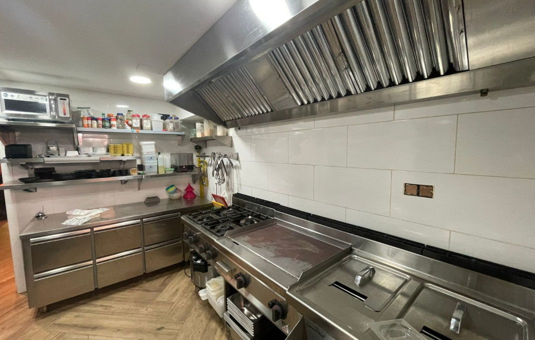 Traspaso - Bar Restaurante -
Barcelona - Eixample