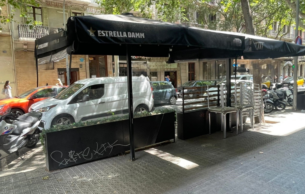 Traspaso - Bar Restaurante -
Barcelona - Eixample