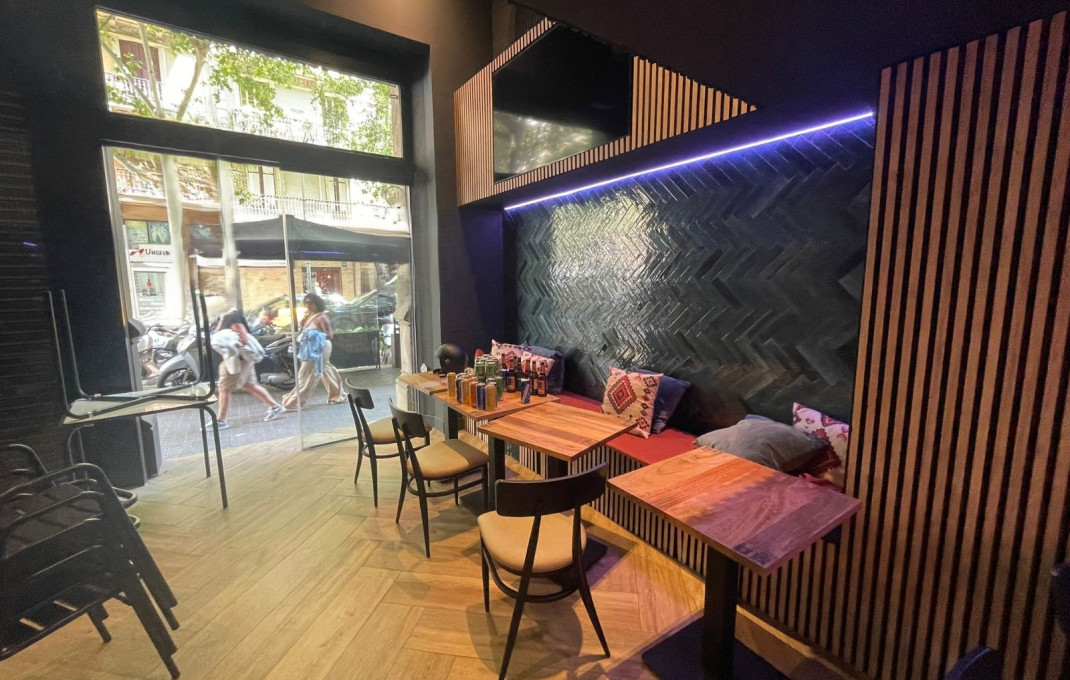 Traspaso - Bar Restaurante -
Barcelona - Eixample
