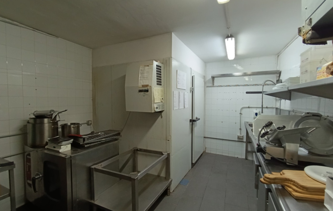 Transfer - Restaurant -
Barcelona - Sant Gervaci