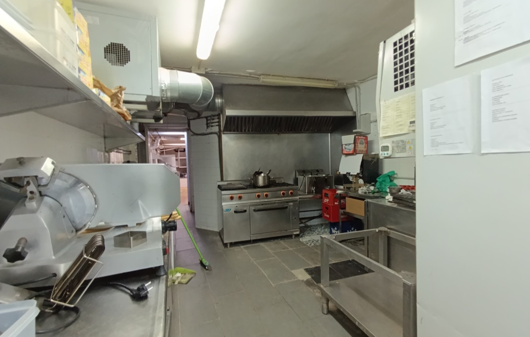 Transfer - Restaurant -
Barcelona - Sant Gervaci