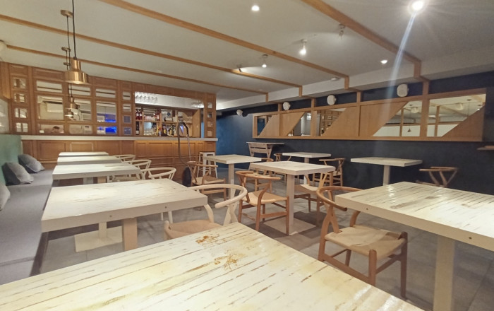 Transfer - Restaurant -
Barcelona - Sant Gervaci