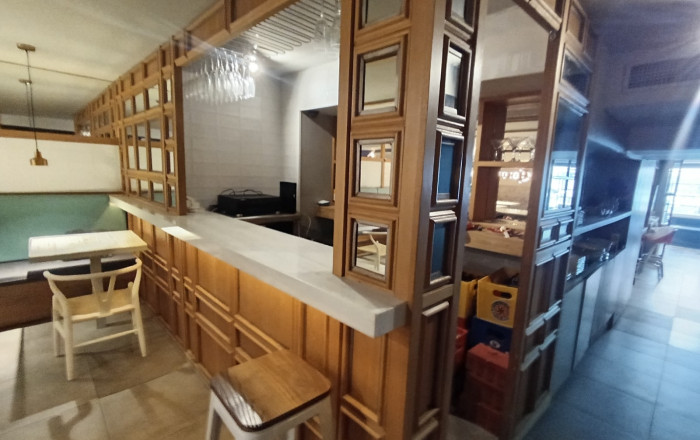 Transfer - Restaurant -
Barcelona - Sant Gervaci