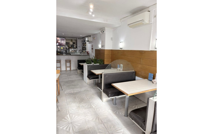 Transfert - Bar-Cafeteria -
Roses