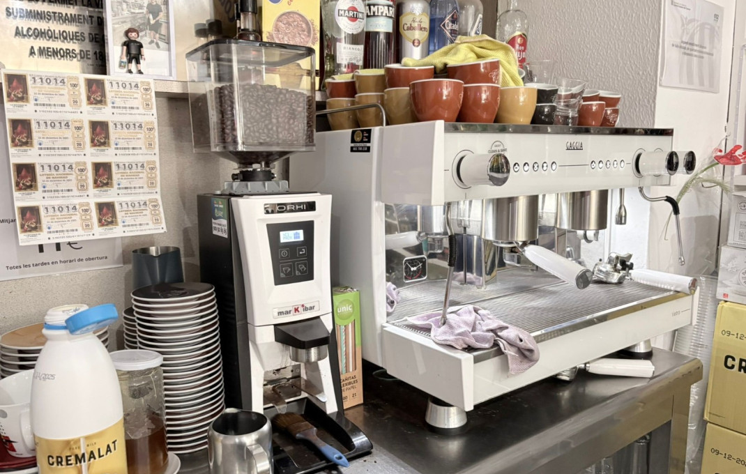 Transfert - Bar-Cafeteria -
Roses