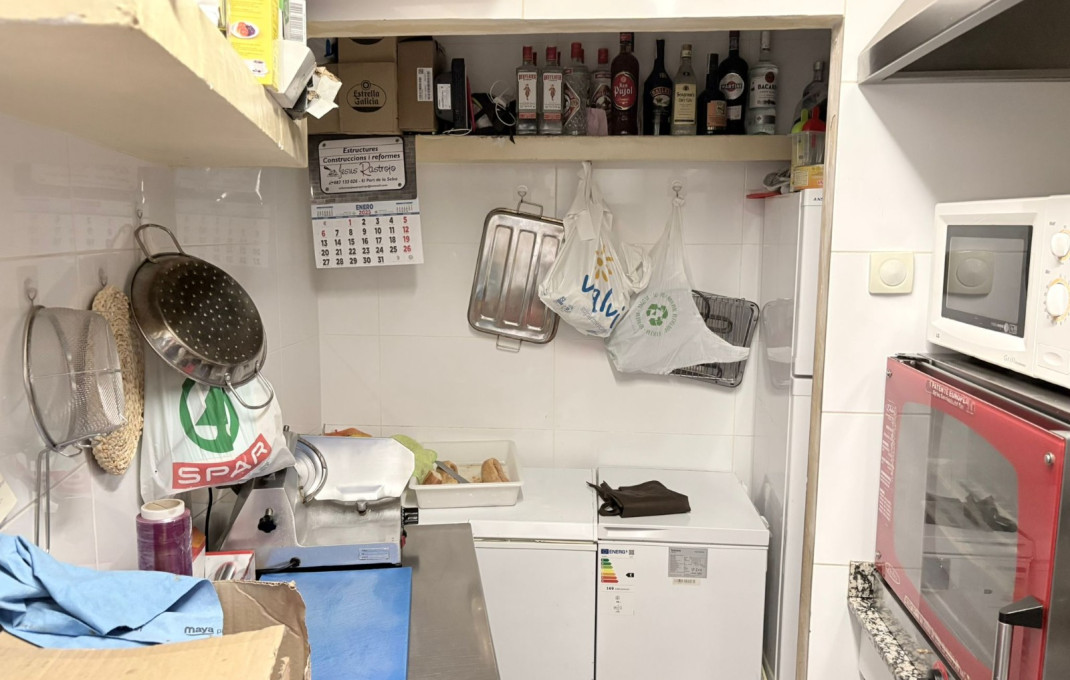 Transfert - Bar-Cafeteria -
Roses