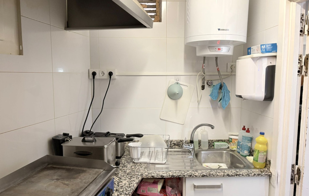 Transfert - Bar-Cafeteria -
Roses