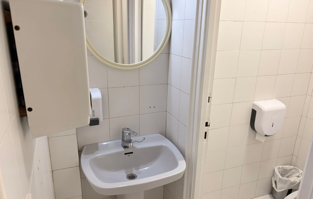 Transfert - Bar-Cafeteria -
Roses