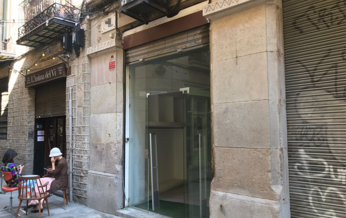 Revente - Local comercial -
Barcelona - Gótico