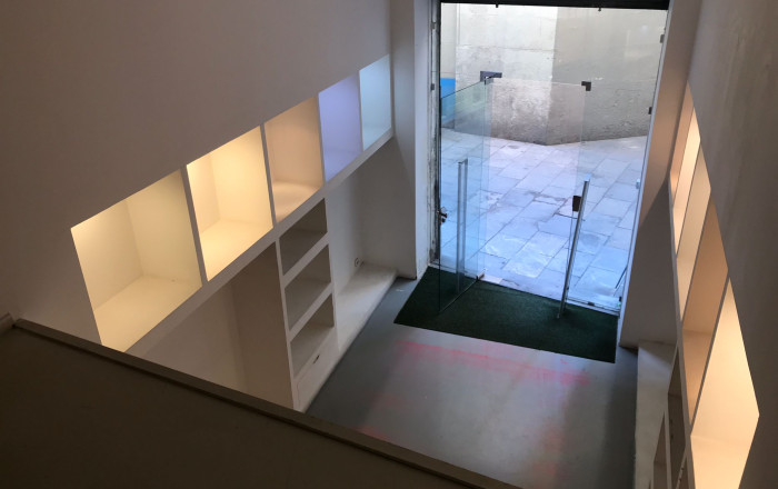 Revente - Local comercial -
Barcelona - Gótico