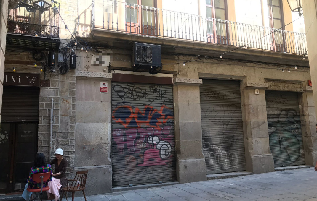 Revente - Local comercial -
Barcelona - Gótico