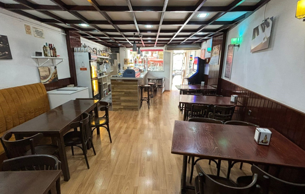 Traspaso - Bar Restaurante -
Barcelona - Les corts