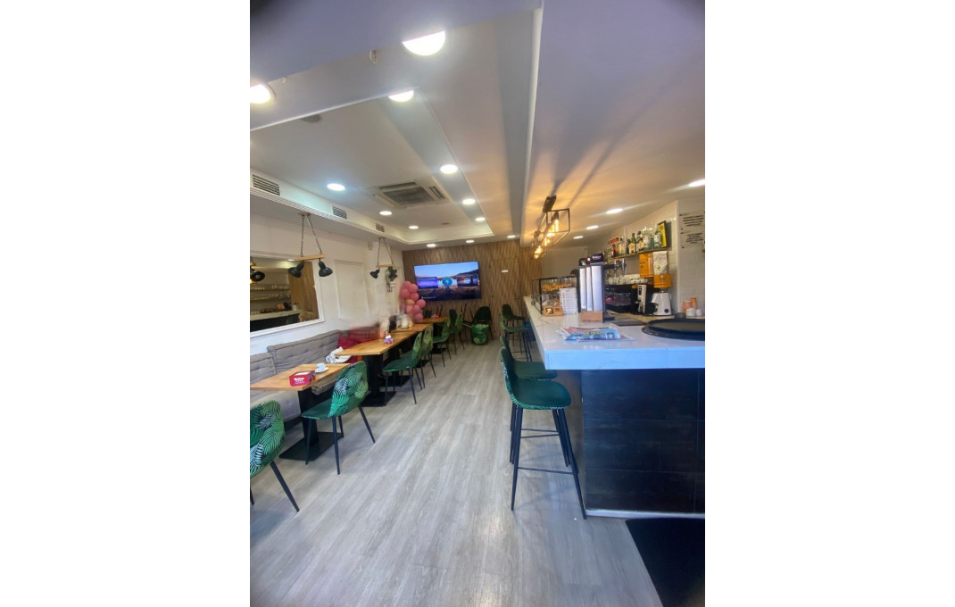 Traspaso - Bar Restaurante -
Barcelona - Nou Barris