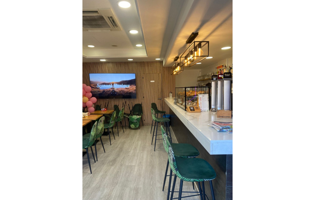 Traspaso - Bar Restaurante -
Barcelona - Nou Barris