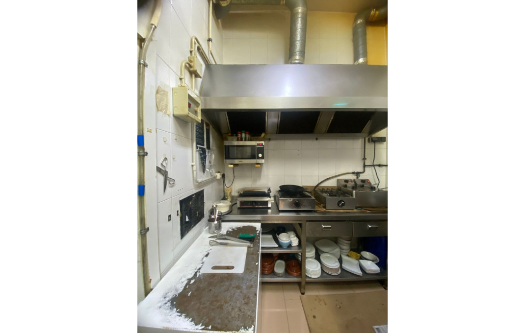 Traspaso - Bar Restaurante -
Barcelona - Nou Barris