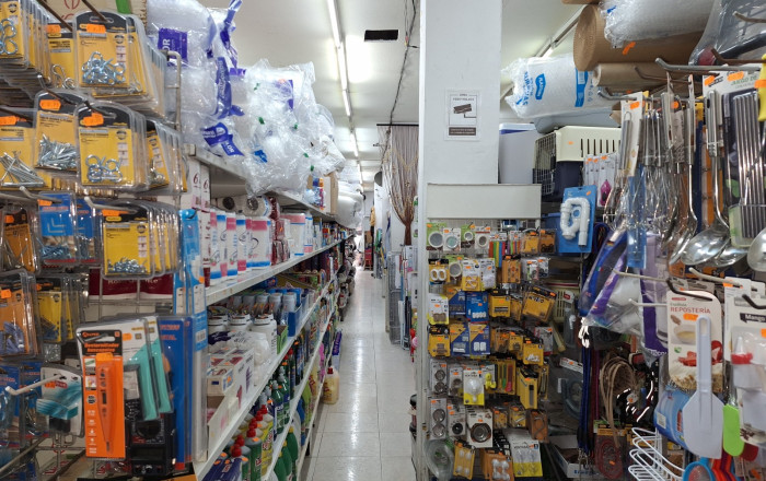 Transfer - Tiendas -
Barcelona - Poble Sec-montjuïc