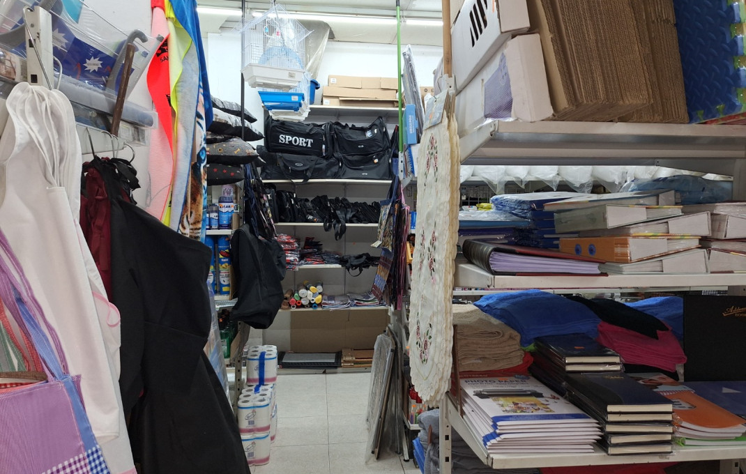 Transfer - Tiendas -
Barcelona - Poble Sec-montjuïc