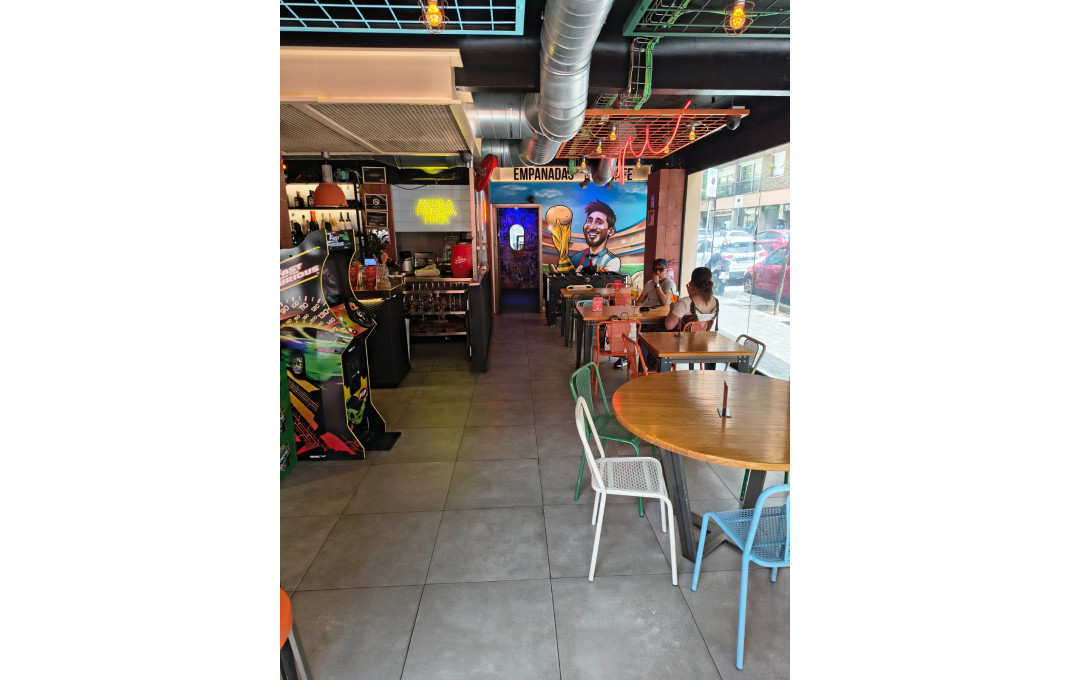 Transfer - Restaurant -
Barcelona - Les corts