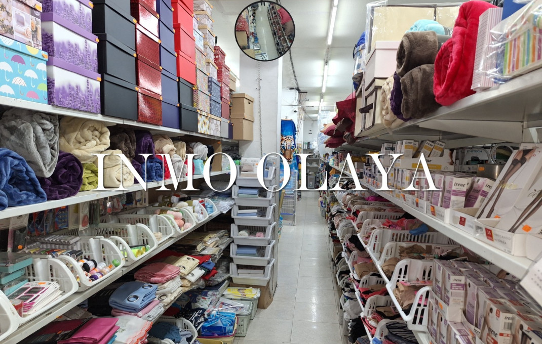 Transfer - Tiendas -
Barcelona - Poble Sec-montjuïc