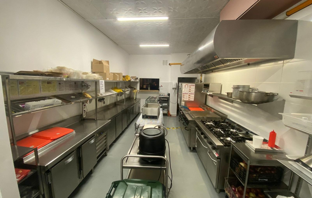 Traspaso - Cocina industrial -
Terrassa