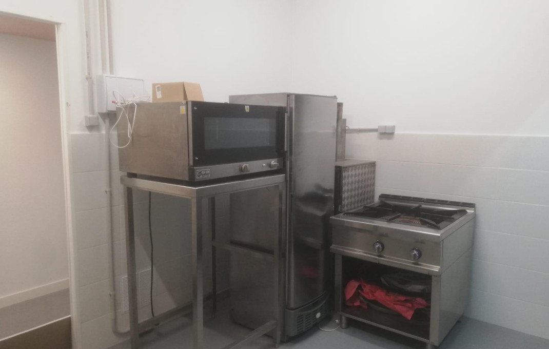 Traspaso - Cocina industrial -
Terrassa