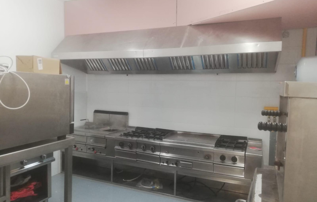Traspaso - Cocina industrial -
Terrassa