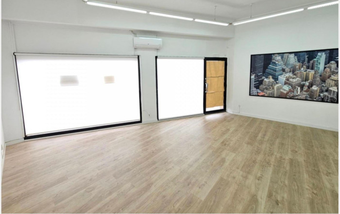 Alquiler - Local comercial -
Cerdanyola